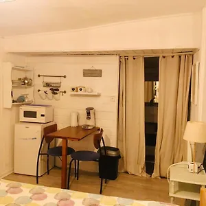 Vue - Ideal Voyageur Solo, A Velo, A Pied Hébergement de vacances Perros-Guirec